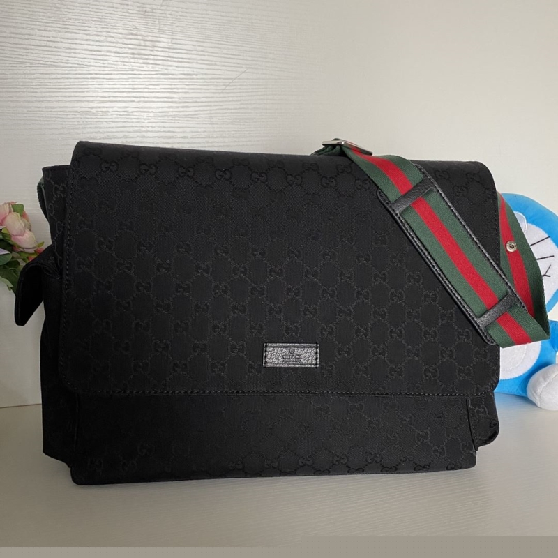 G*u*i satchel bags